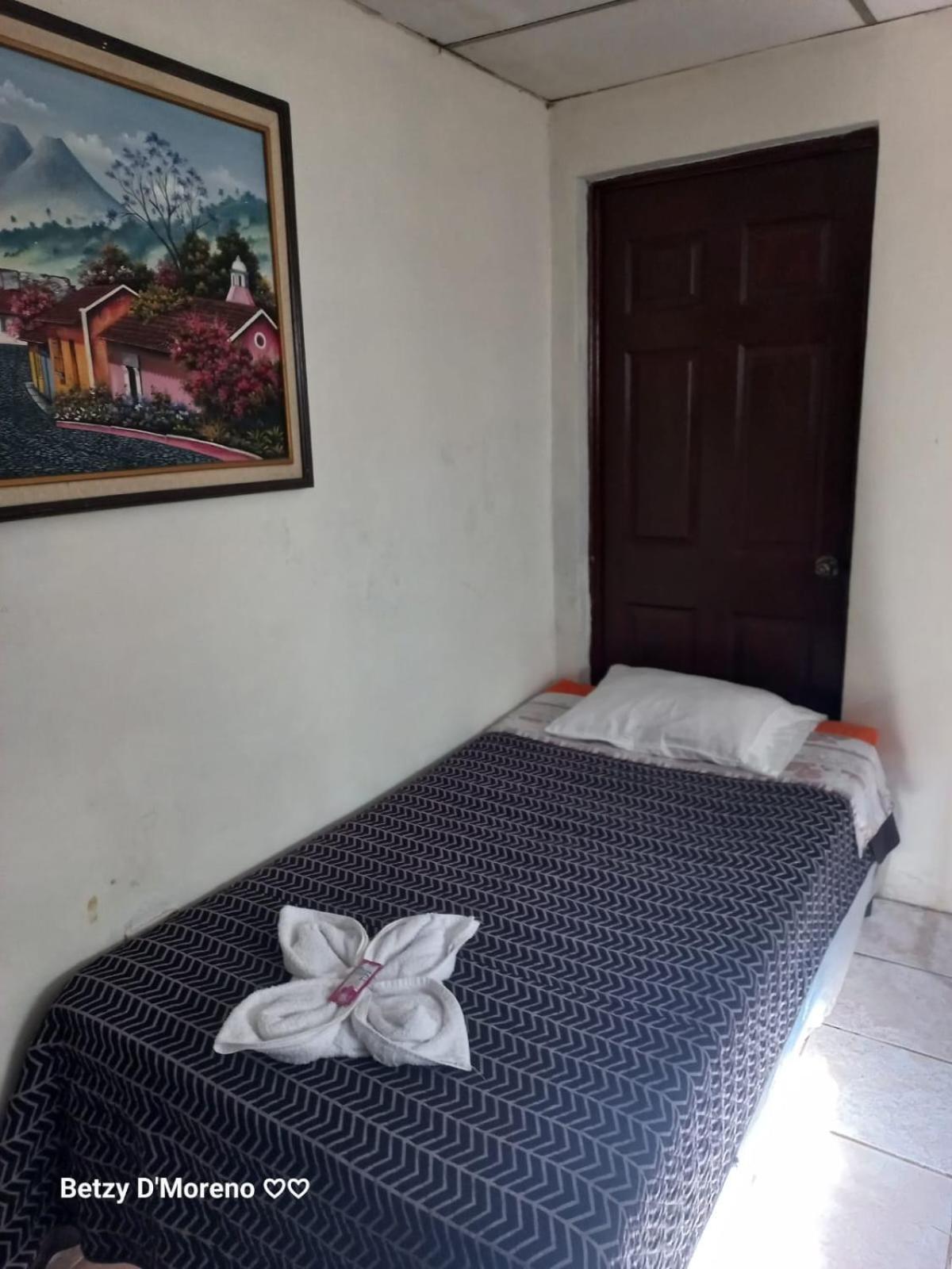 Huellas Hostal Antigua Cameră foto