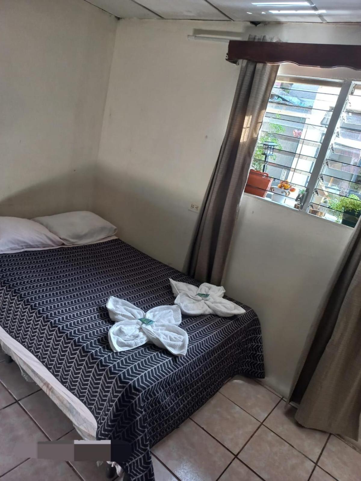 Huellas Hostal Antigua Cameră foto